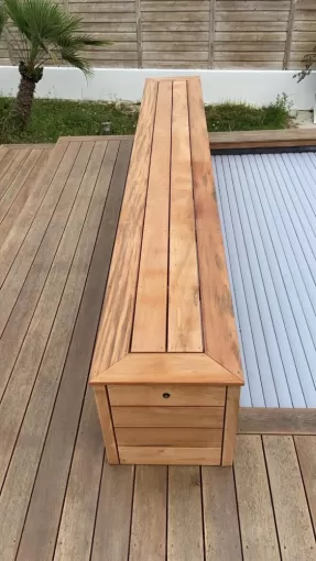 Fabrication d’un coffre volet de piscine en bois exotique à Anglet, Orthez, NR Construction Bois