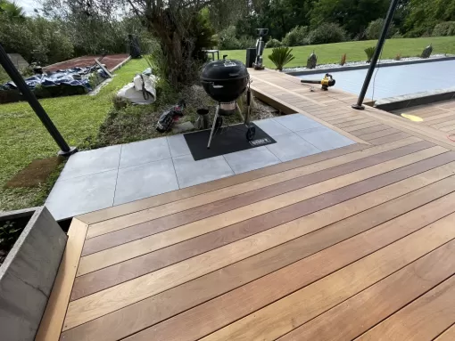 Installation de dalles de carrelage extérieur à Jurançon, Orthez, NR Construction Bois